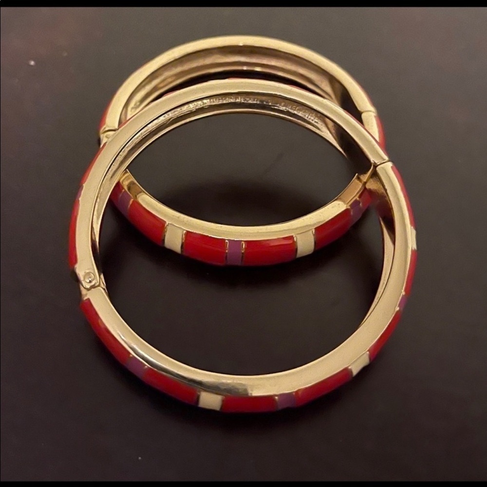 Bracelets - Picture 2 of 5